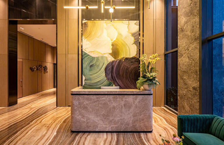 A grandeur lobby