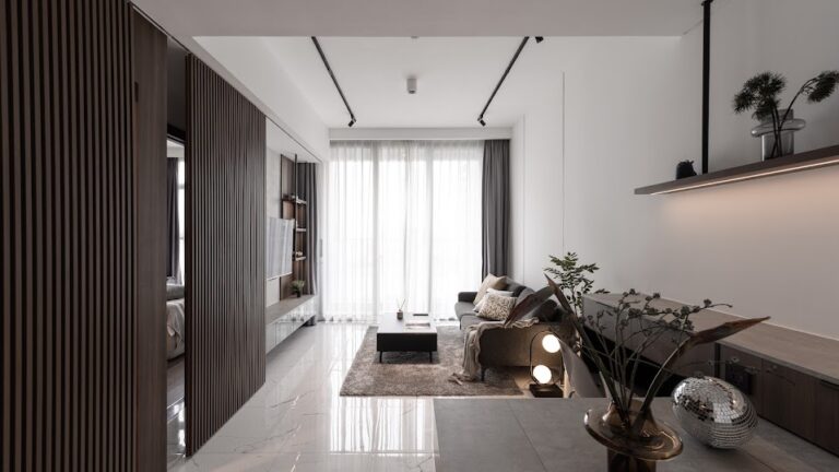Minimalist Elegance