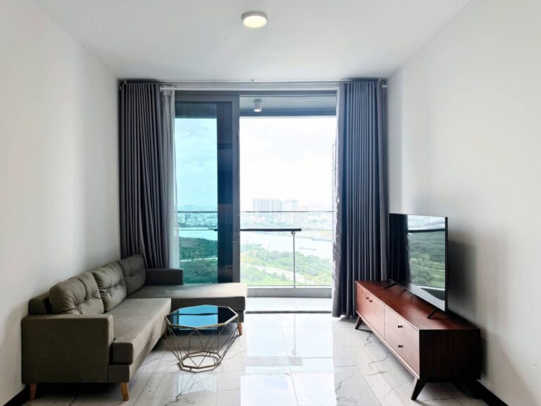 Skyline Balcony Calm in a Minimalist Retreat