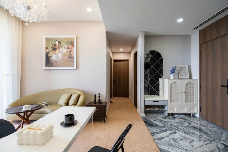 Ballet Alcove