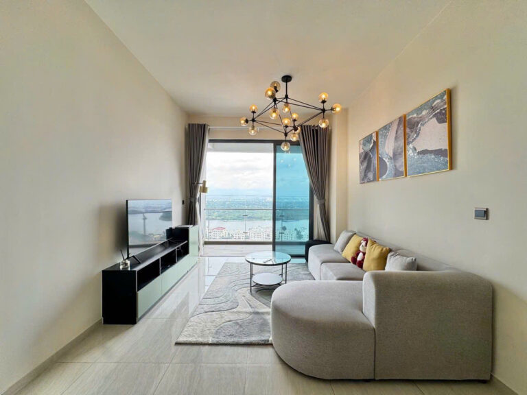 Coastal Minimalist Living